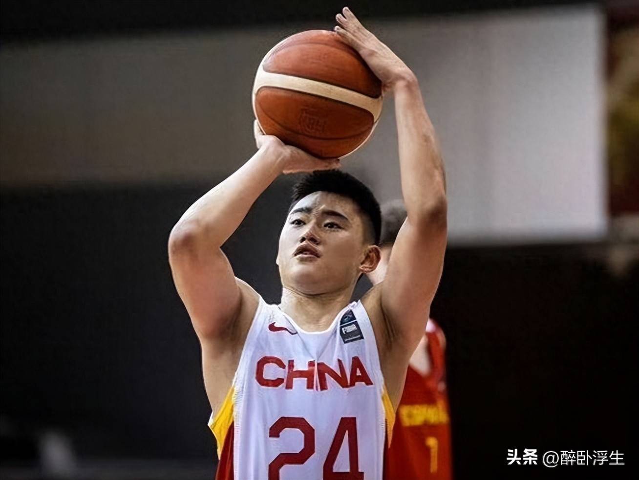 张镇麟因伤退出中国男篮集训辽宁队致谢篮协(张镇麟进入中国男篮)